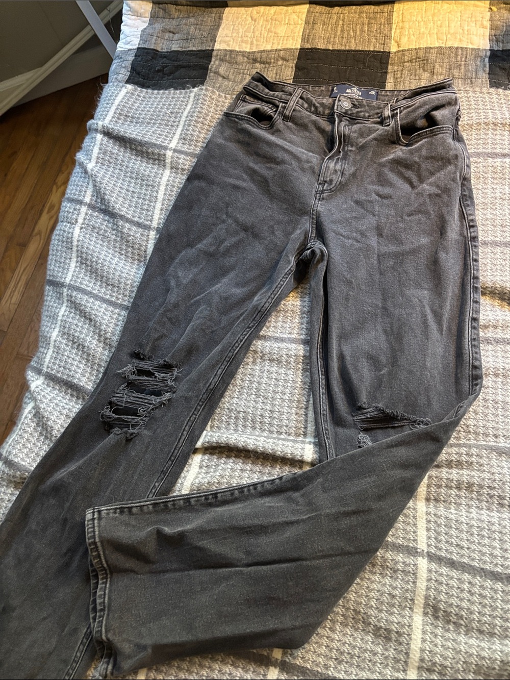 Hollister Black Distressed Skinny Jeans